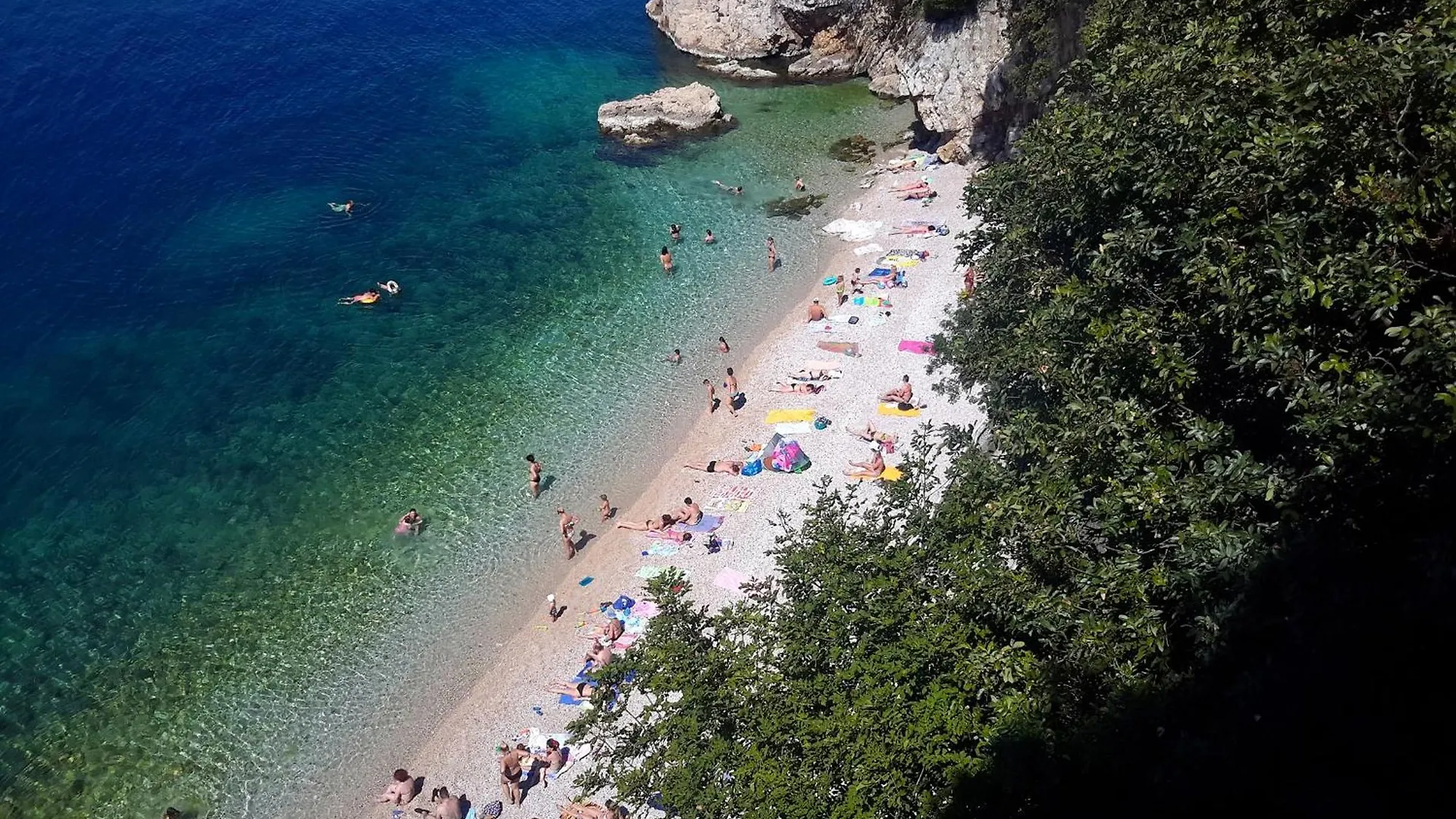 Apartments By The Sea Rijeka - 24296 0*,  Croatia